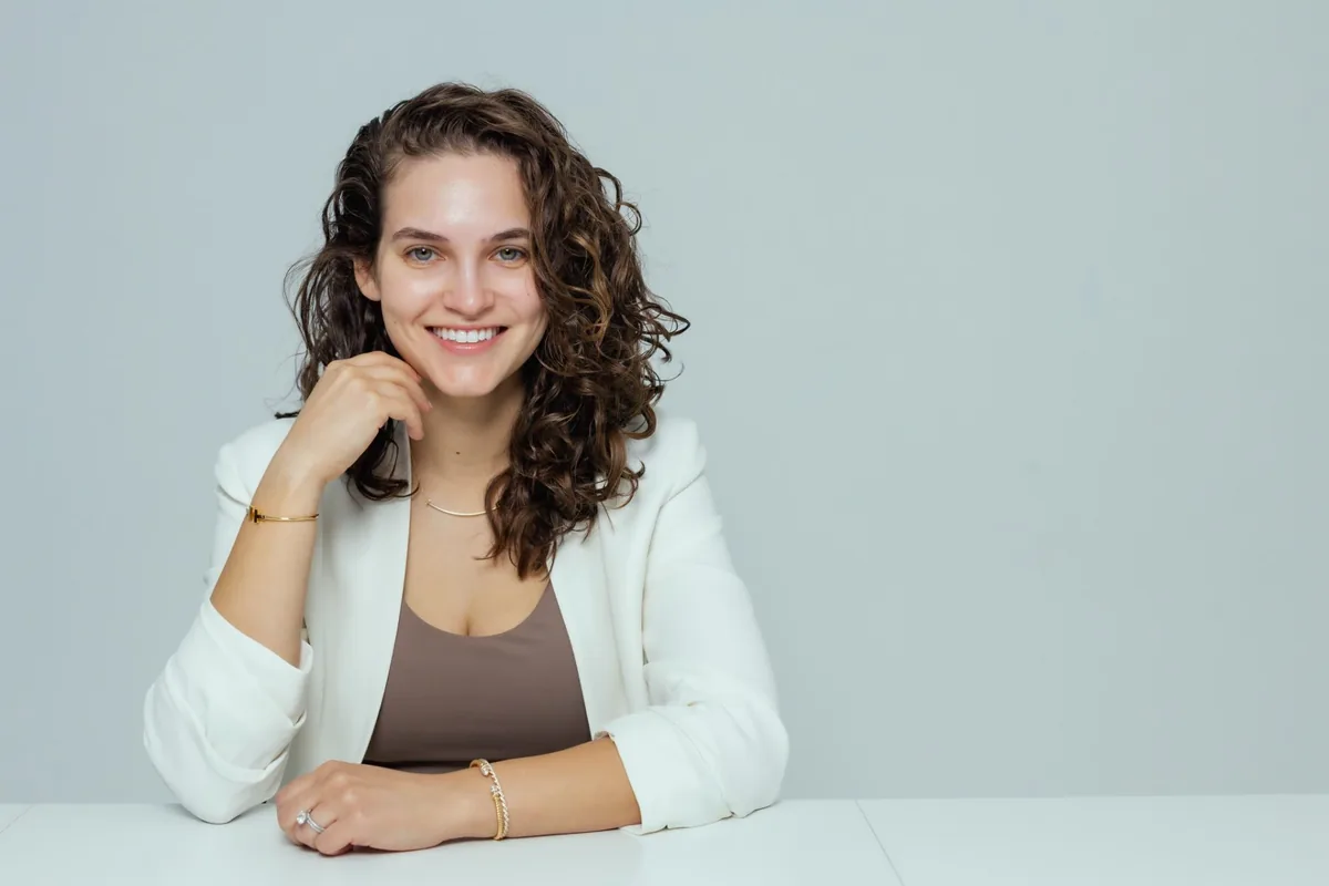 Portrait of Dr. Raquel L. Tillinger, dentist in Miami Beach